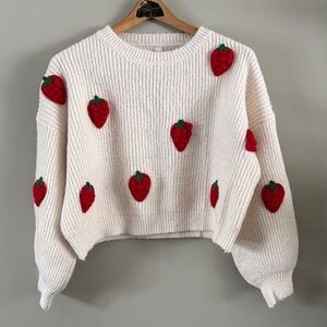 Strawberries Cream Midi-Sweater Size Small Dreamer By Debut Chunky Berries!